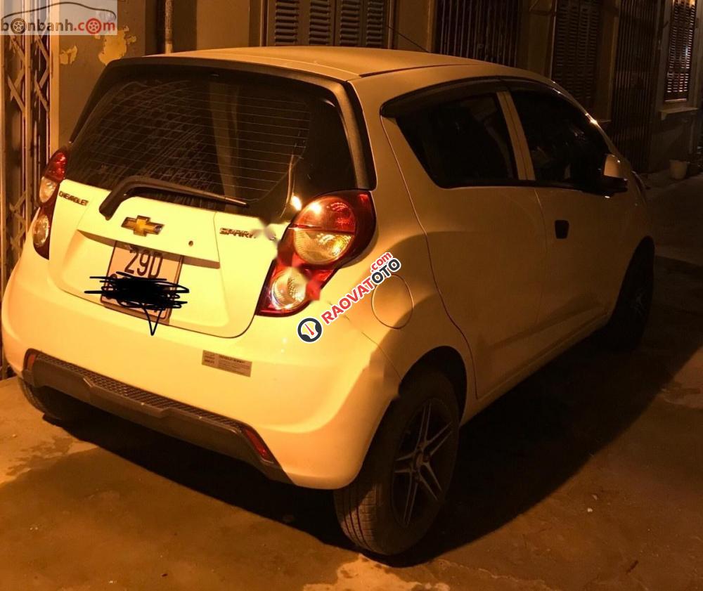 Bán xe Chevrolet Spark Van Duo năm 2016, màu trắng chính chủ-3