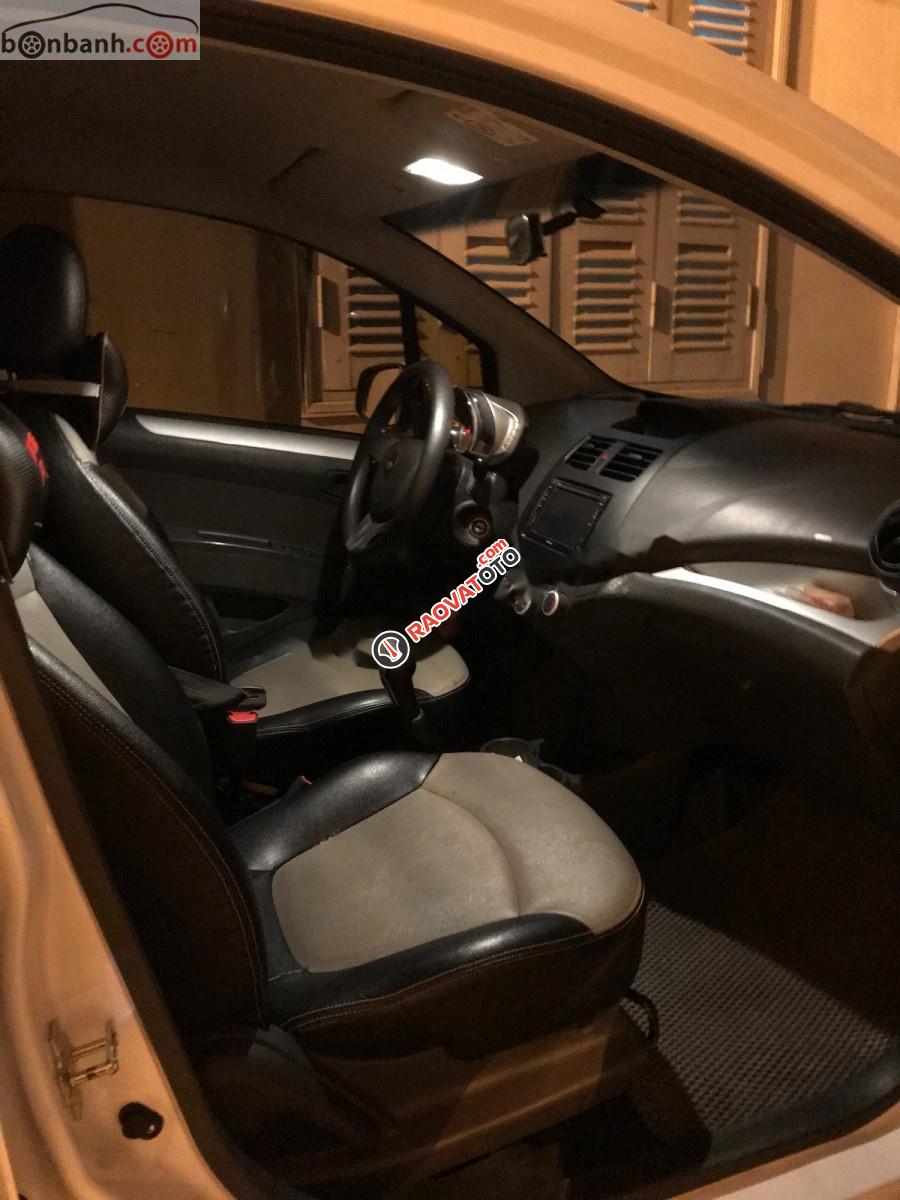 Bán xe Chevrolet Spark Van Duo năm 2016, màu trắng chính chủ-2