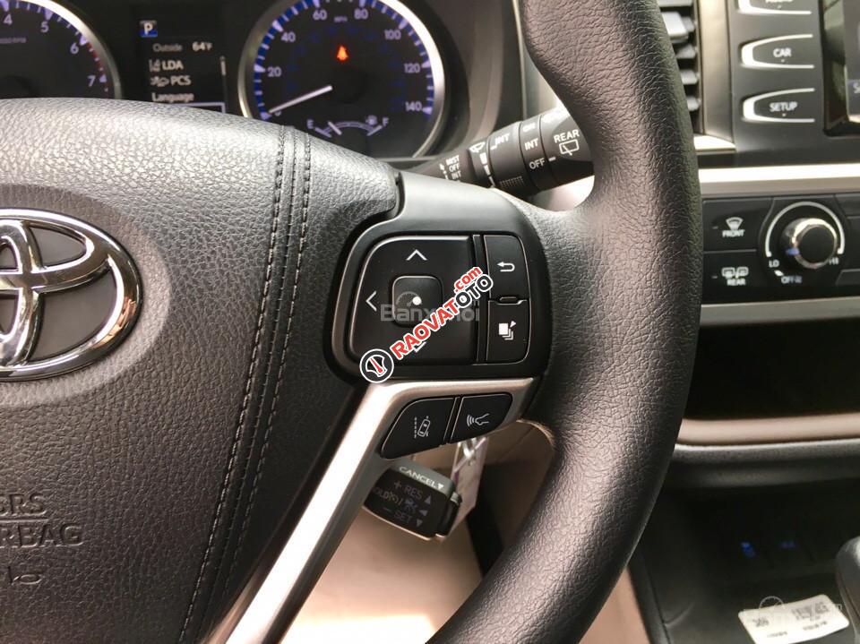 Bán xe Toyota Highlander LE năm 2017, màu đen, màu đỏ nhập khẩu Mỹ, LH em Hương: 0945392468-15