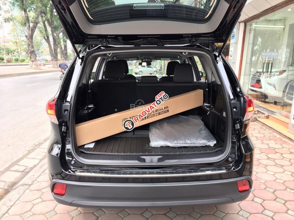 Bán xe Toyota Highlander LE năm 2017, màu đen, màu đỏ nhập khẩu Mỹ, LH em Hương: 0945392468-5