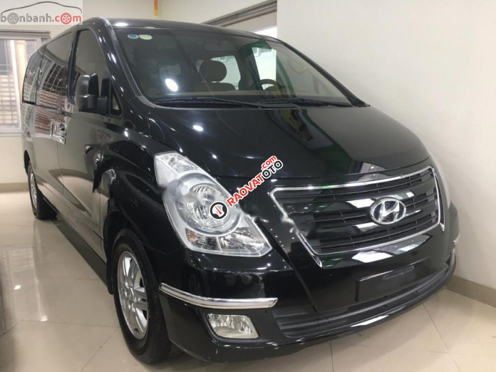 Car Center bán Hyundai Starex 2.5 MT sản xuất 2016, màu đen, nhập khẩu-9