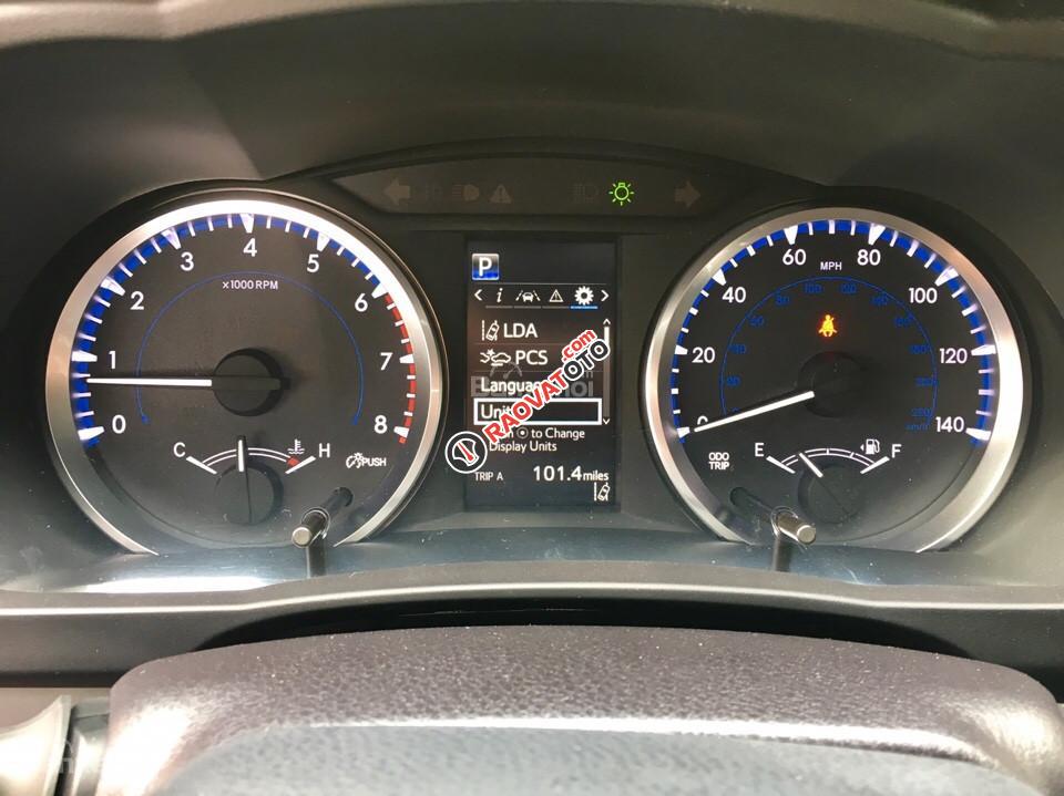 Bán xe Toyota Highlander LE năm 2017, màu đen, màu đỏ nhập khẩu Mỹ, LH em Hương: 0945392468-9