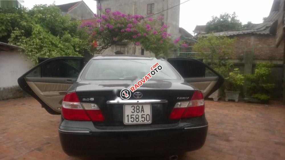 Cần bán Toyota Camry 3.0V đời 2002, màu đen-3