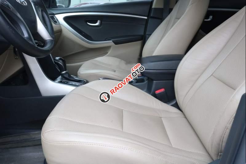 Bán Hyundai i30 1.6AT sản xuất năm 2014, màu trắng, xe nhập-1