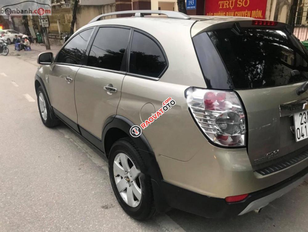 Bán xe Chevrolet Captiva Maxx đời 2010, màu vàng số sàn -5