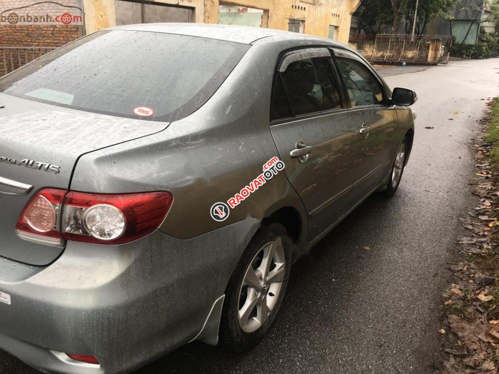 Cần bán gấp Toyota Corolla altis 2.0V năm sản xuất 2011, màu bạc số tự động giá cạnh tranh-0