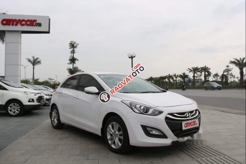 Bán Hyundai i30 1.6AT sản xuất năm 2014, màu trắng, xe nhập-5