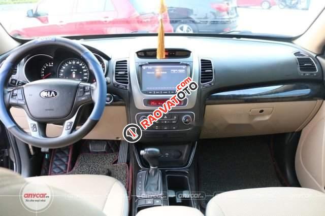 Cần bán lại xe Kia Sorento 2.4AT năm sản xuất 2016, màu đen, giá 795tr-2