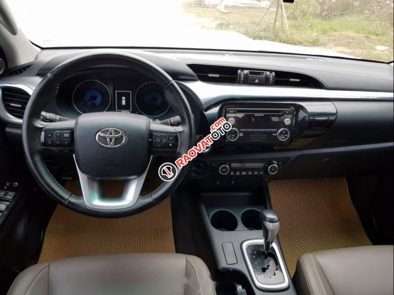 Cần bán Toyota Hilux G năm 2015, màu trắng, nhập khẩu-5