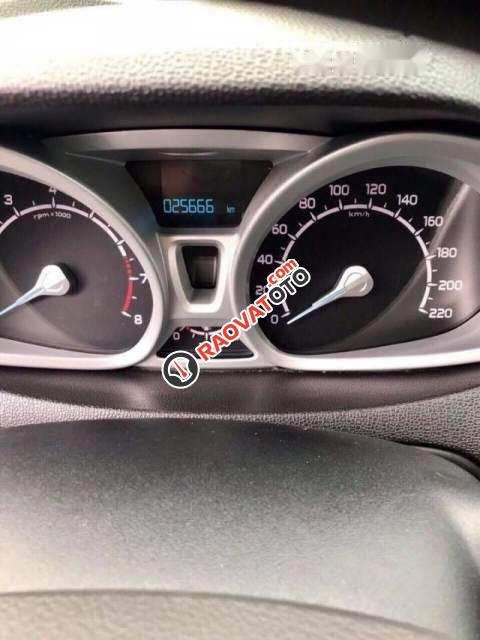 Bán xe Ford EcoSport 1.5 titanium 2016, màu trắng, nhập khẩu, 558tr-2