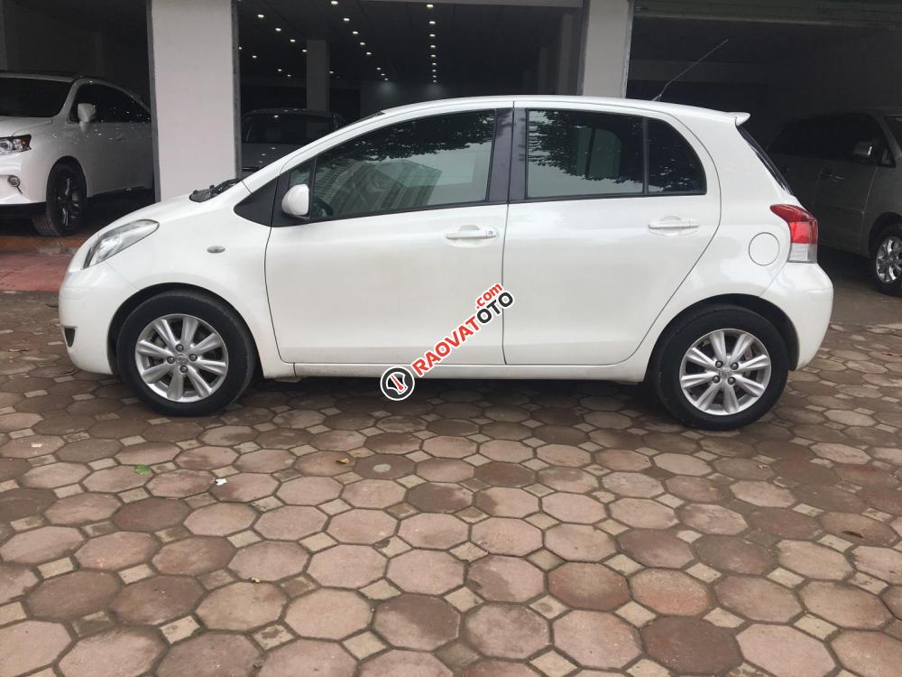 Bán Toyota Yaris 1.3 Hatchback nhập Trung Đông-2