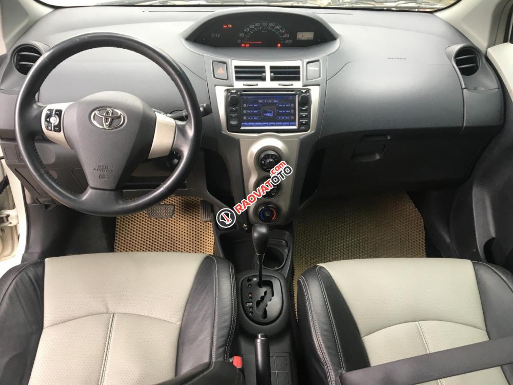 Bán Toyota Yaris 1.3 Hatchback nhập Trung Đông-7