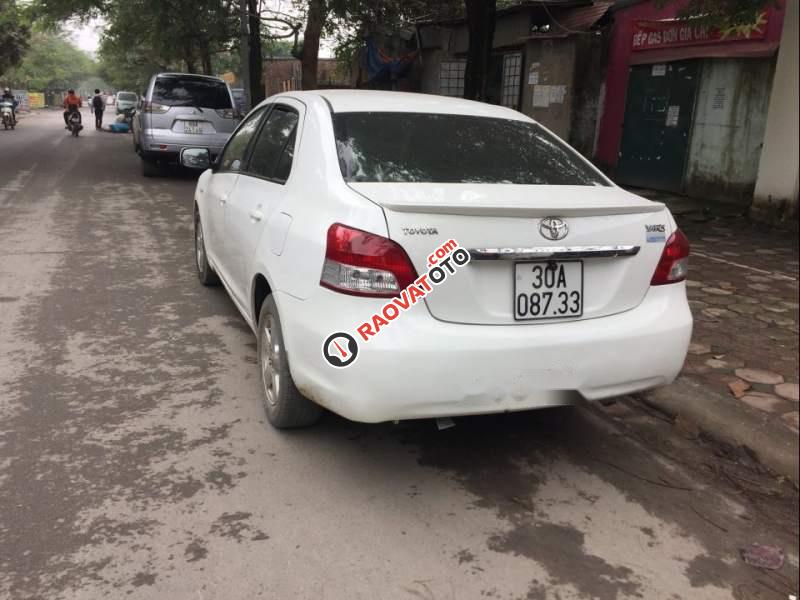 Bán xe Toyota Yaris AT 2008, màu trắng, xe chạy giữ gìn-1