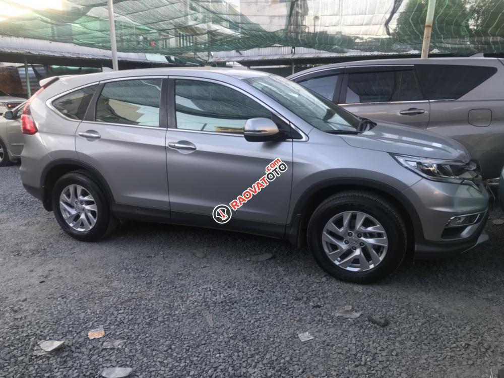 Bán xe Honda CR V 2.0 2016, màu bạc-1