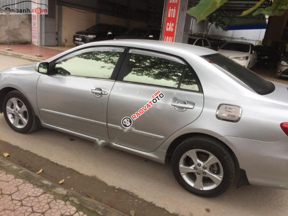 Cần bán lại xe Toyota Corolla altis 2.0V đời 2012, màu bạc như mới-3