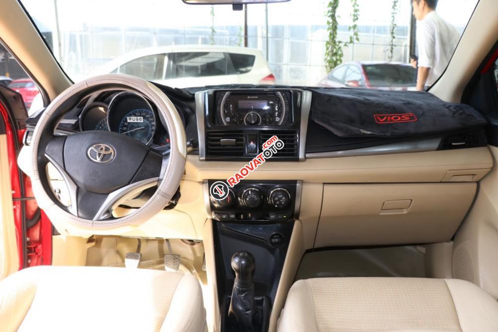 Bán Toyota Vios E 1.5MT sản xuất 2014, màu đỏ-10