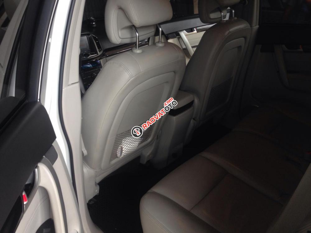 Cần bán xe Chevrolet Captiva LTZ 2014 màu trắng, BSTP-5