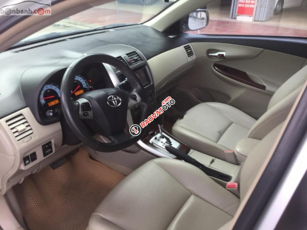 Cần bán lại xe Toyota Corolla altis 2.0V đời 2012, màu bạc như mới-2