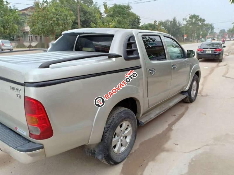 Cần bán xe Toyota Hilux 3.0G sản xuất 2011, màu bạc, xe nhập-1