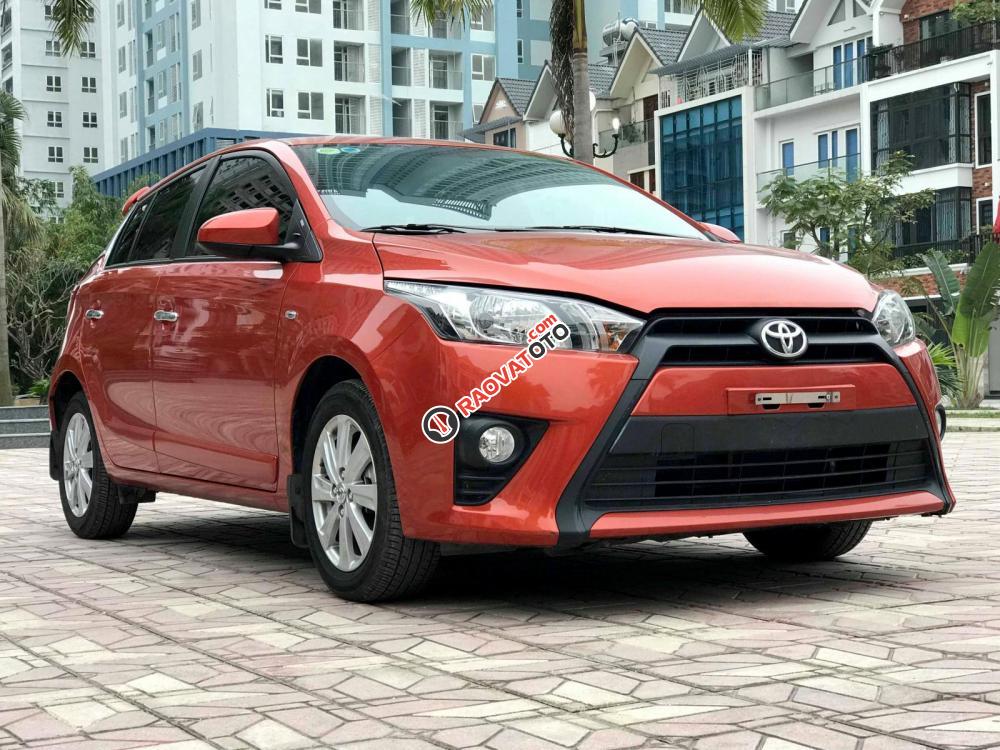 Bán xe Toyota Yaris 1.3E 2015, màu đỏ, số tự động, lăn bánh 4000 km-2
