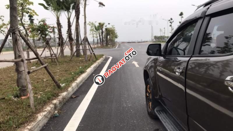 Bán Chevrolet Colorado đời 2014, màu nâu, số sàn-3