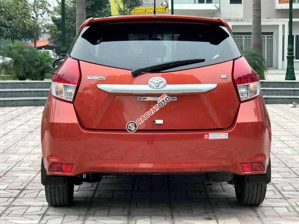 Bán xe Toyota Yaris 1.3E 2015, màu đỏ, số tự động, lăn bánh 4000 km-4