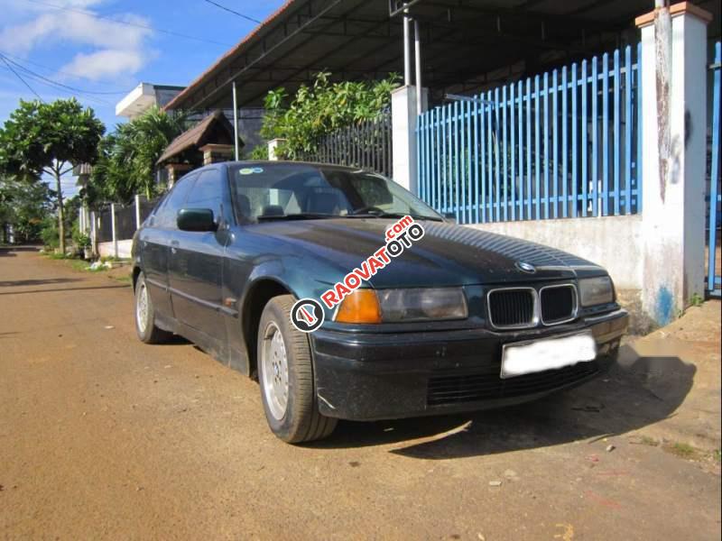 Cần bán xe BMW 3 Series 320i sản xuất 2000, 86.868tr-4