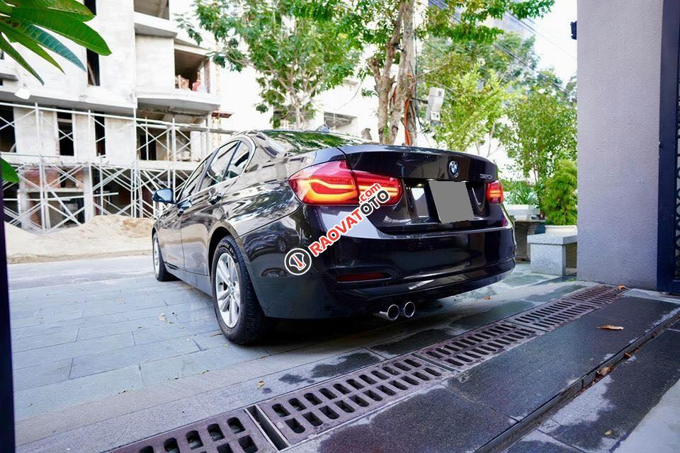 Cần Bán BMW 320i màu đen 2017, ĐK 2018, xe rất mới-1
