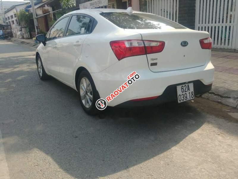 Bán Kia Rio MT 2015, màu trắng, nhập khẩu nguyên chiếc-2