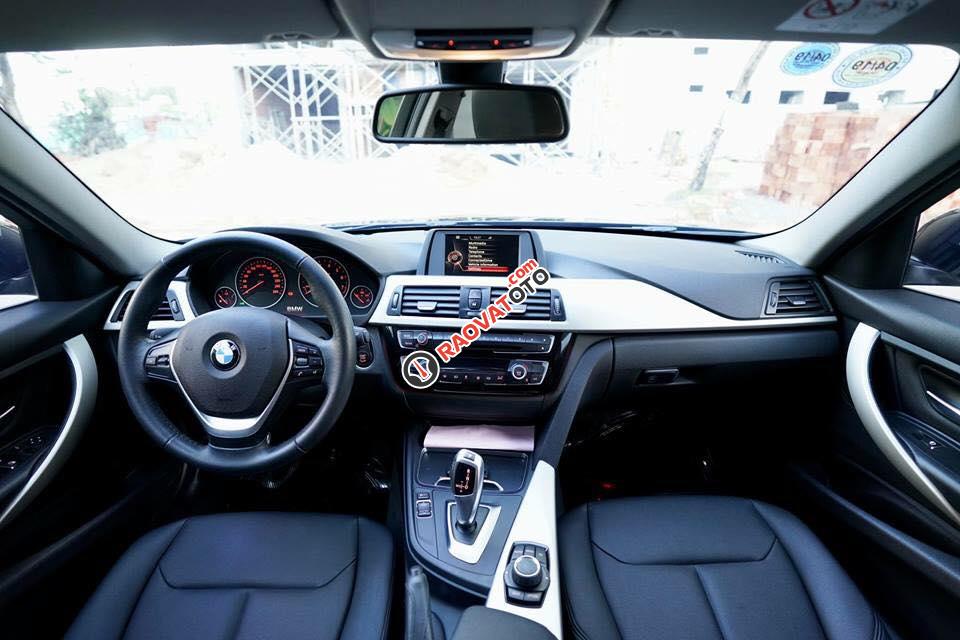 Cần Bán BMW 320i màu đen 2017, ĐK 2018, xe rất mới-4