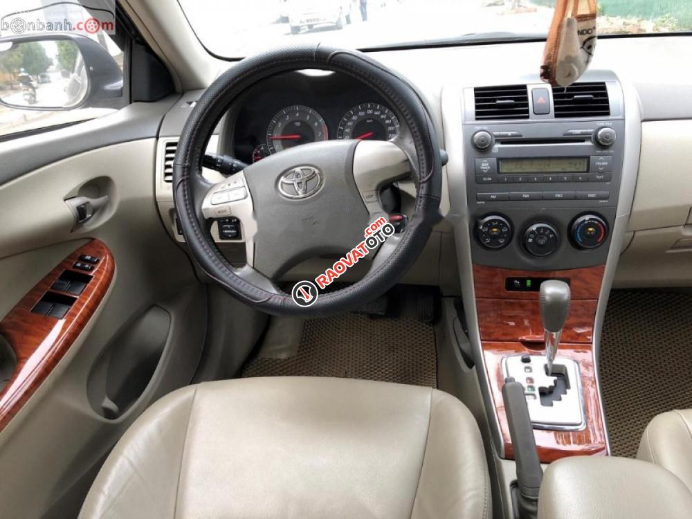 Bán Toyota Corolla altis 1.8 AT đời 2010, màu đen như mới-3