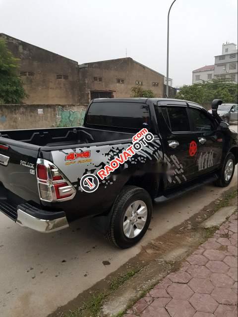 Cần bán gấp Toyota Hilux G đời 2015, màu đen, nhập khẩu nguyên chiếc số sàn-2