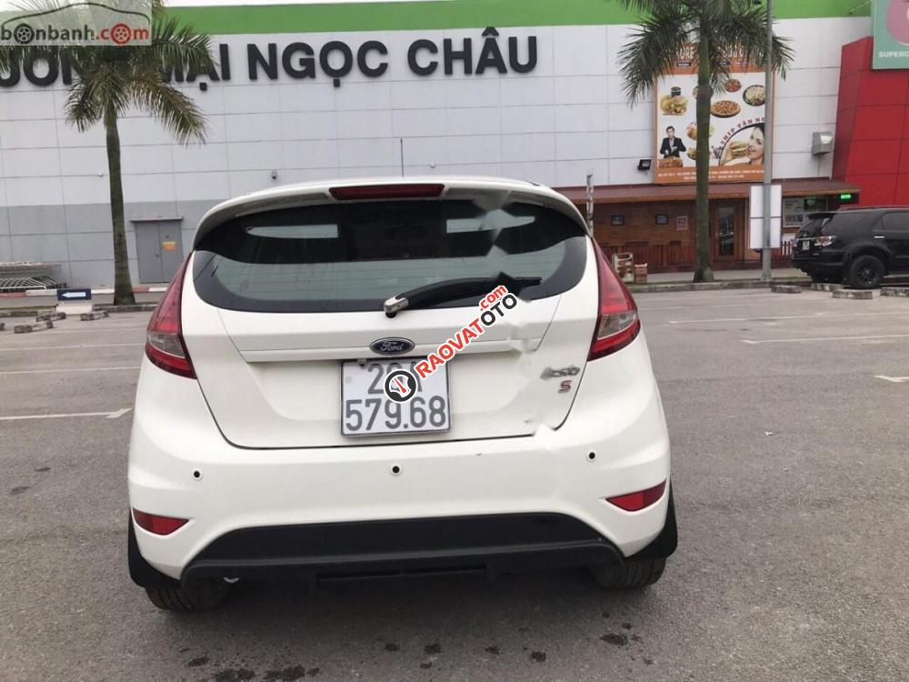 Cần bán Ford Fiesta S 1.6 AT năm 2012, màu trắng-3