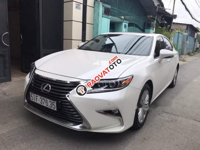 Bán xe Lexus ES 250 năm sản xuất 2015, màu trắng-5