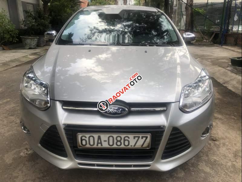 Cần bán gấp Ford Focus AT đời 2013, màu bạc-0