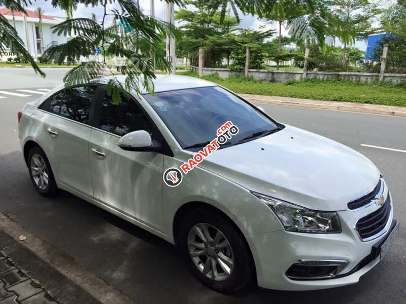 Bán xe Chevrolet Cruze 1.6LT năm sản xuất 2016, màu trắng giá cạnh tranh-1