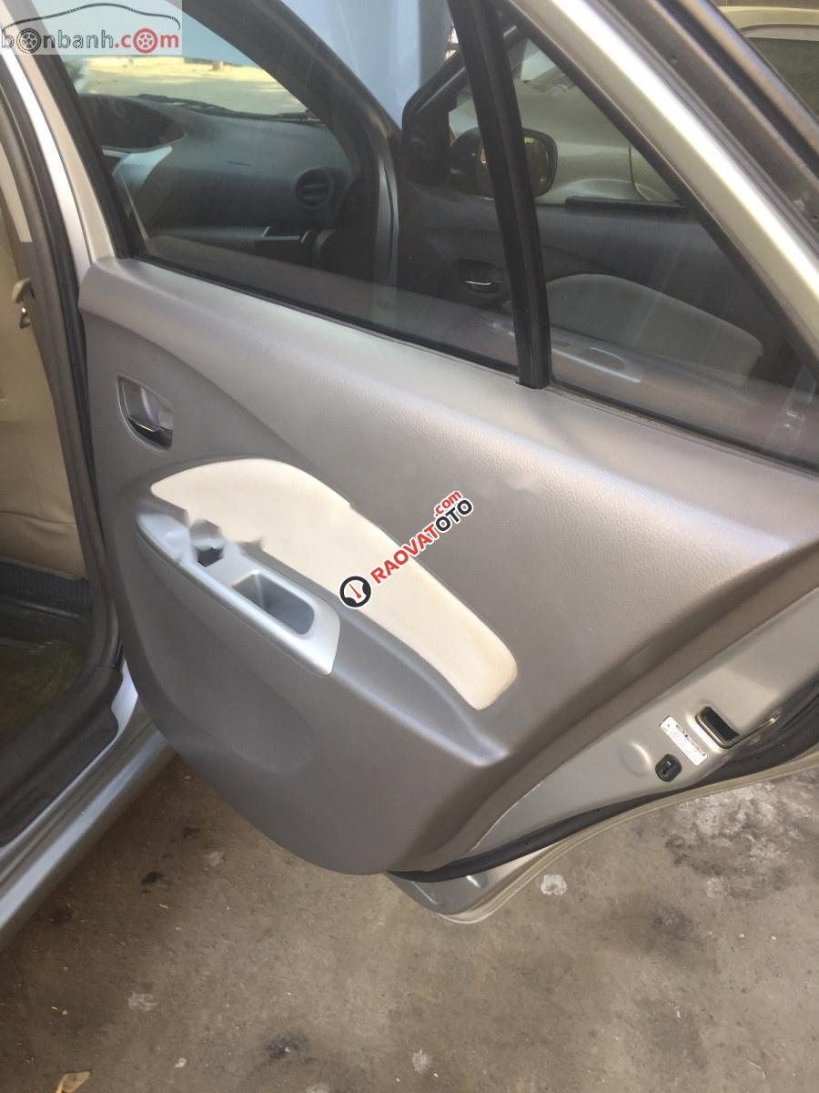 Bán xe cũ Toyota Vios 1.5G sản xuất năm 2011, màu bạc  -3