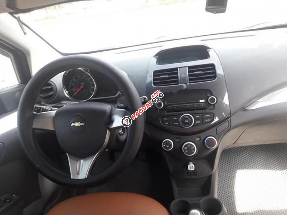 Cần bán xe Chevrolet Spark LT 1.0 MT 2016, màu xanh lam-3