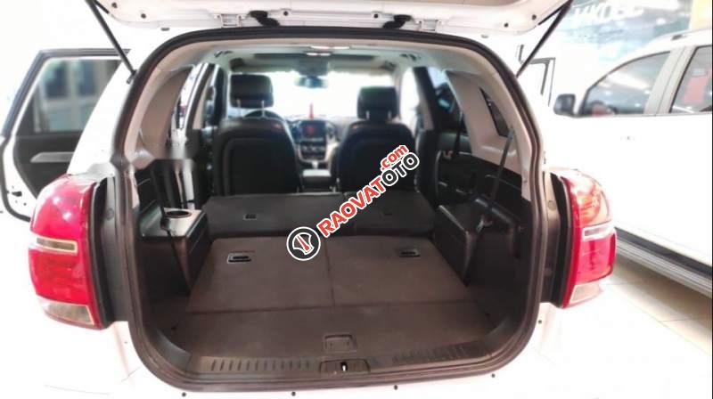 Cần bán lại xe Chevrolet Captiva Revv sản xuất năm 2017, màu trắng như mới-2