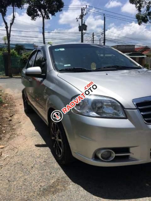 Bán Daewoo Gentra SX đời 2010, màu bạc, số sàn, giá cạnh tranh-0