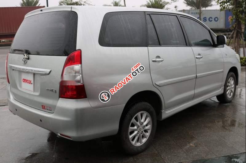 Bán xe Toyota Innova E 2.0MT đời 2013, màu bạc-3