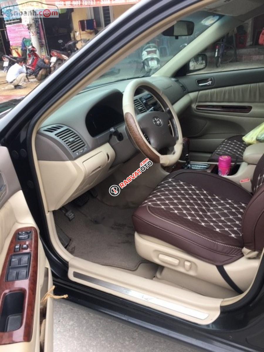 Bán Toyota Camry 3.0V năm 2002, màu đen-6