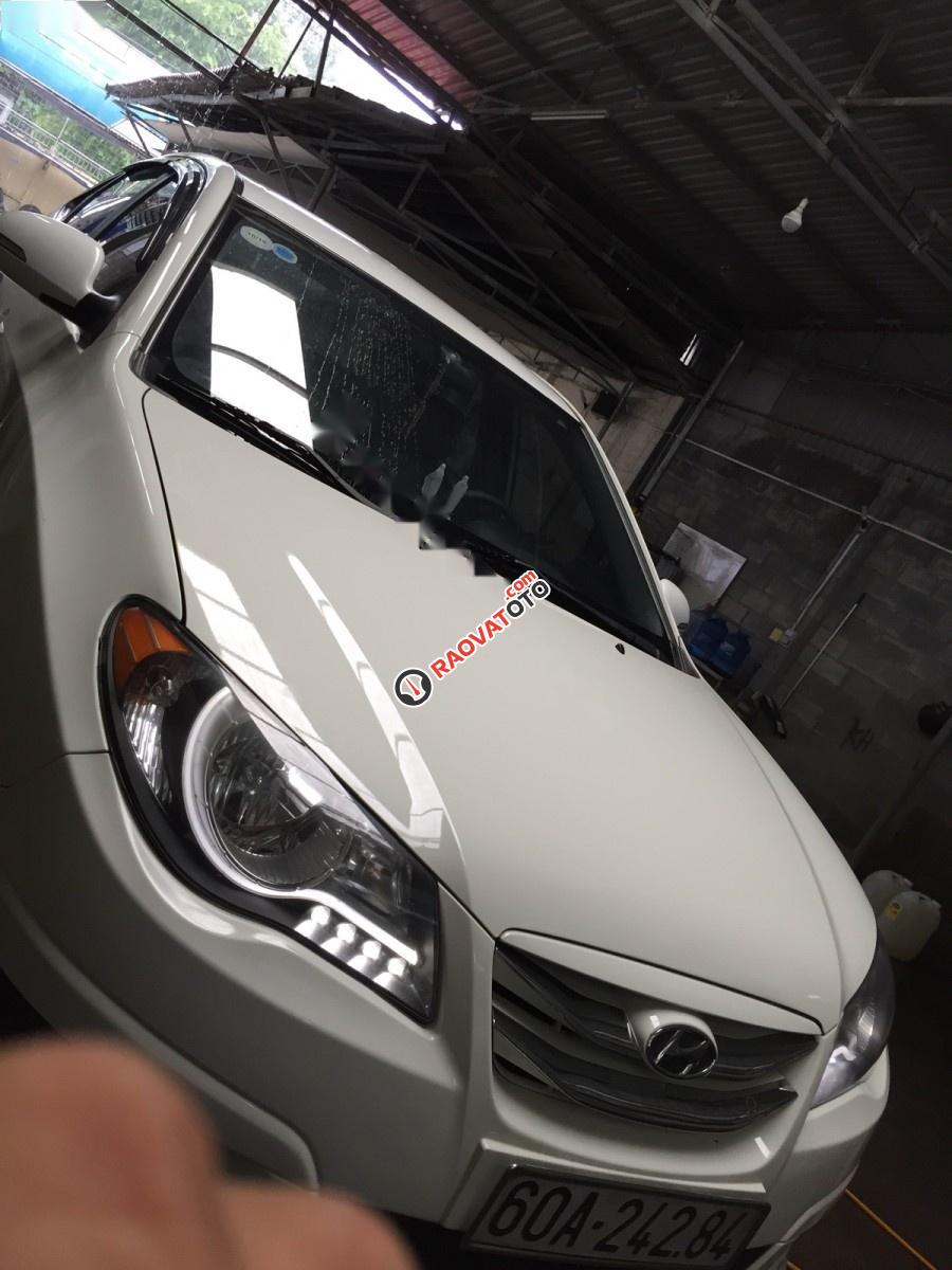 Cần bán Hyundai Avante 1.6 MT sản xuất năm 2015, màu trắng-0