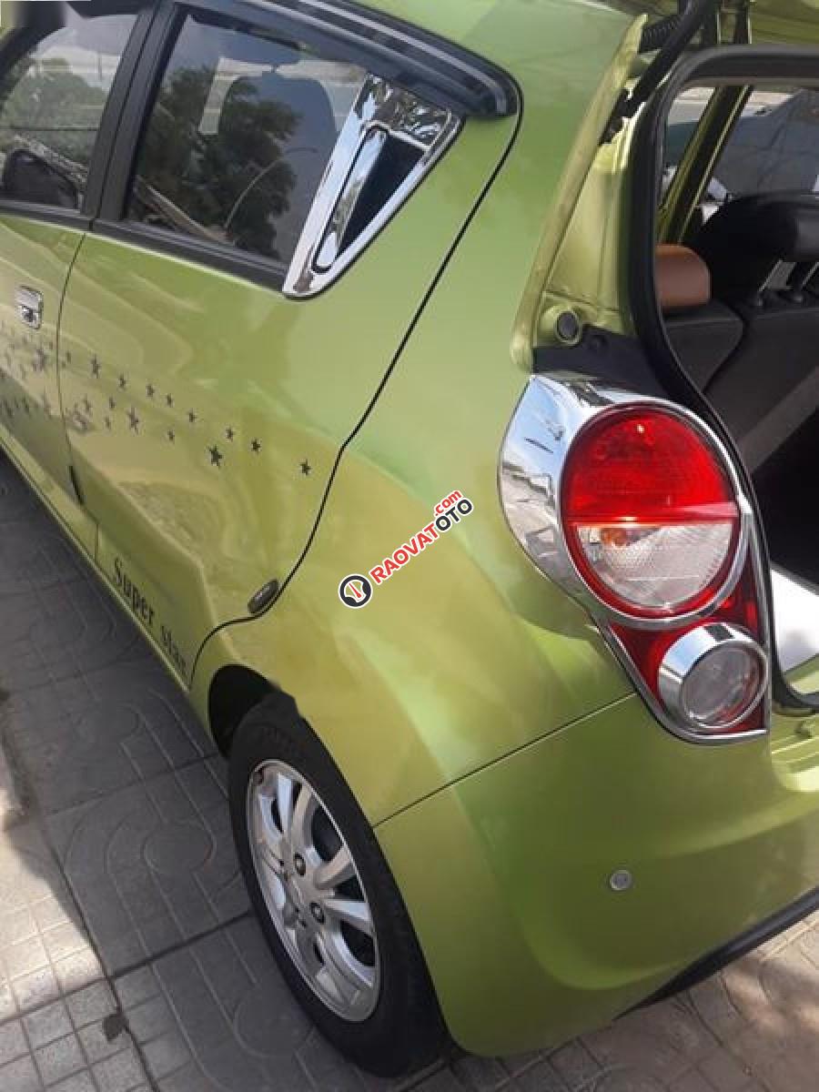 Cần bán xe Chevrolet Spark LT 1.0 MT 2016, màu xanh lam-2