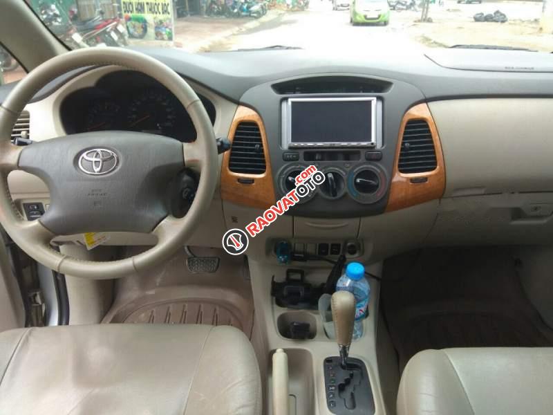 Bán Toyota Innova 2.0V năm 2008, màu bạc chính chủ-3