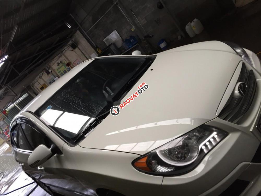 Cần bán Hyundai Avante 1.6 MT sản xuất năm 2015, màu trắng-2