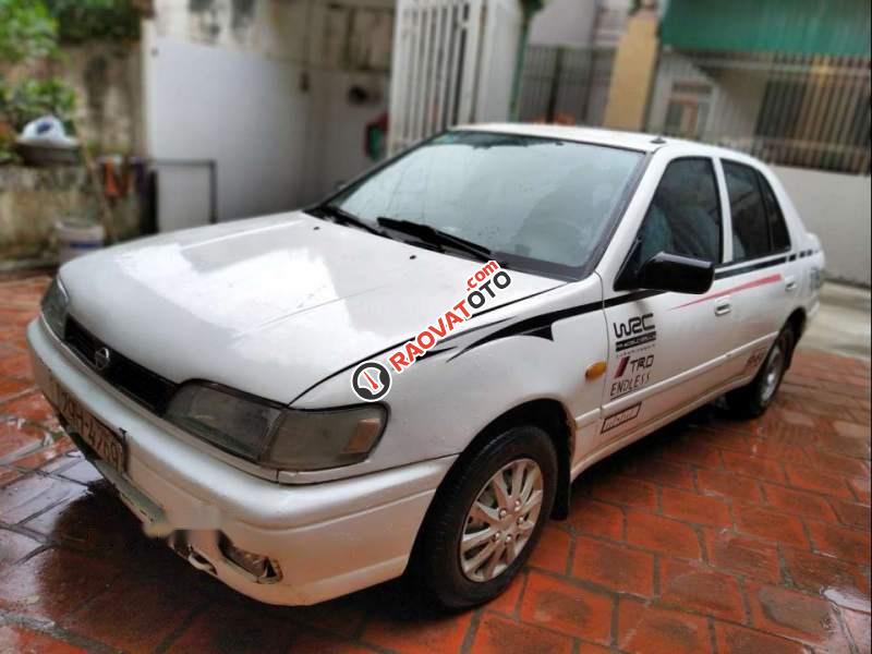 Cần bán lại xe Nissan Sunny năm sản xuất 1996, màu trắng, xe nhập  -3