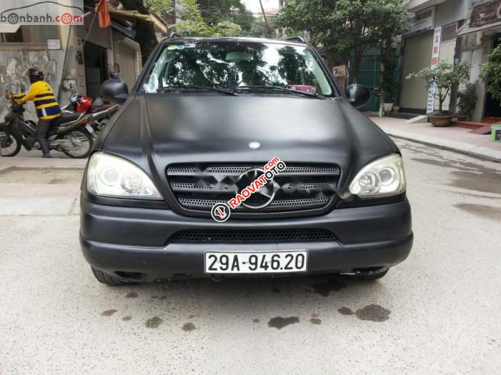 Cần bán gấp xe Mercedes ML320 sản xuất năm 2002, đăng ký lần đầu 2007, số tự động, máy xăng, màu đen-8