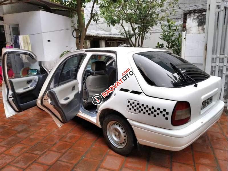 Cần bán lại xe Nissan Sunny năm sản xuất 1996, màu trắng, xe nhập  -1