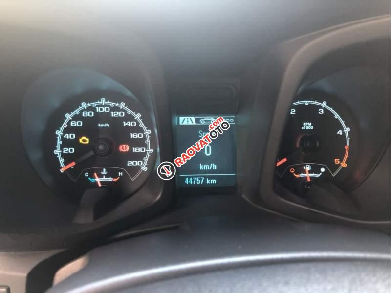 Bán Chevrolet Colorado 2016 số sàn 2 cầu màu đỏ-1